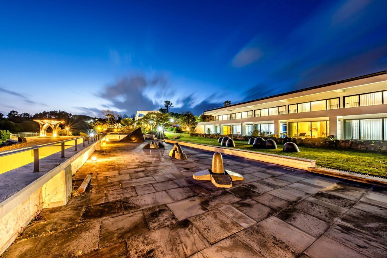 Jeju Bom Stay Согвипхо Экстерьер фото