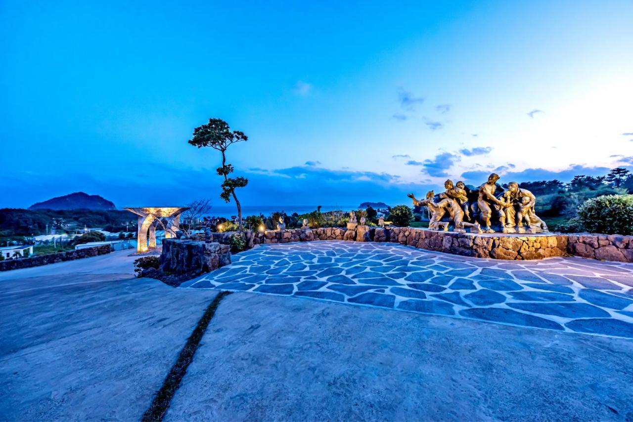 Jeju Bom Stay Согвипхо Экстерьер фото