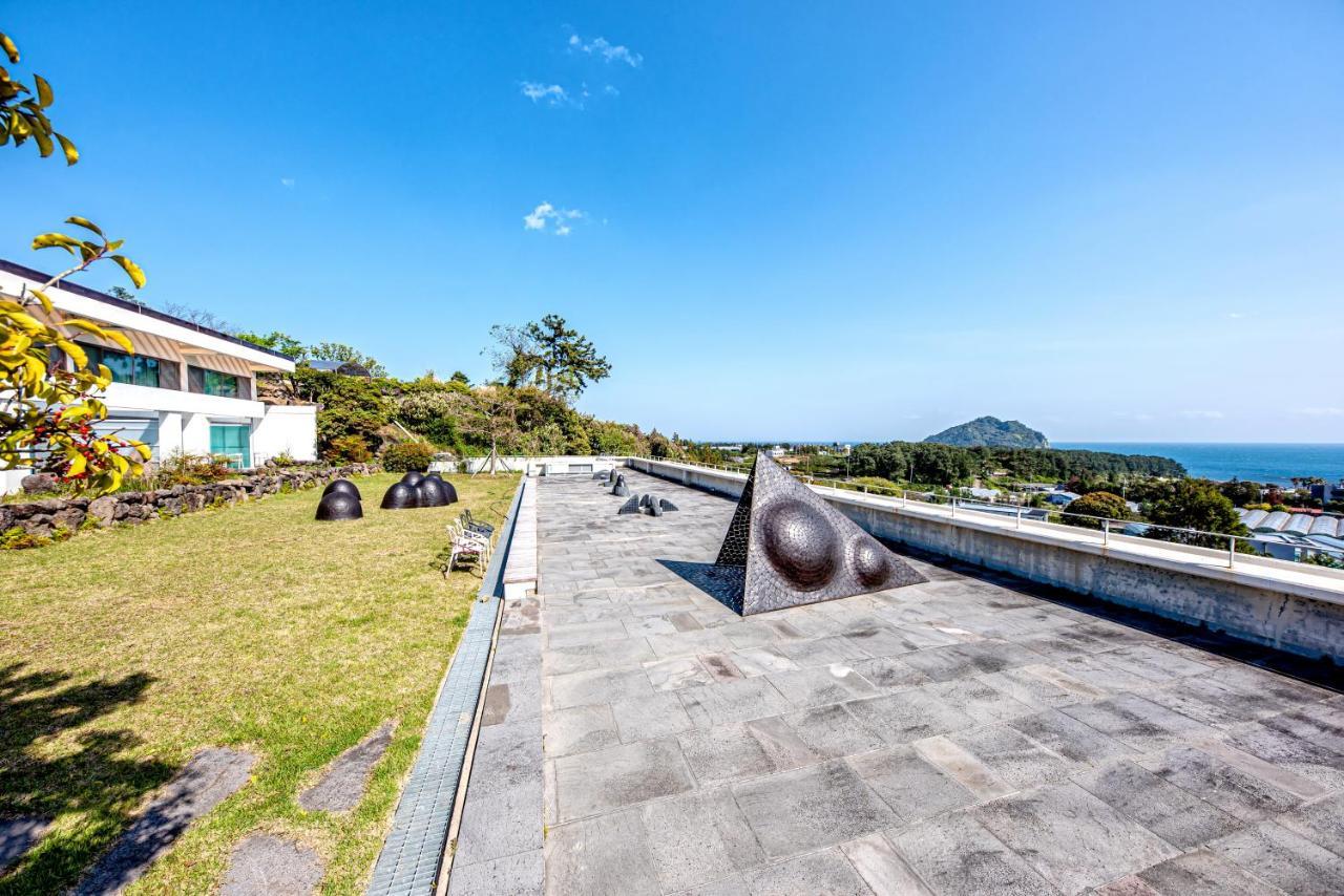 Jeju Bom Stay Согвипхо Экстерьер фото