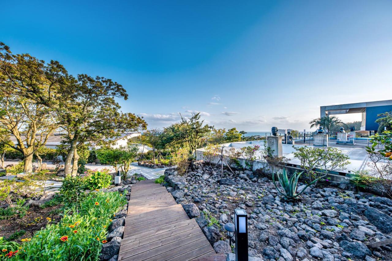 Jeju Bom Stay Согвипхо Экстерьер фото