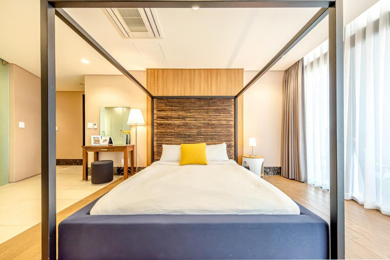 Jeju Bom Stay Согвипхо Экстерьер фото