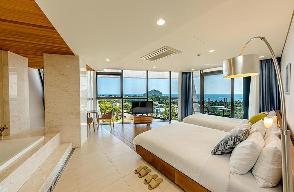 Jeju Bom Stay Согвипхо Экстерьер фото